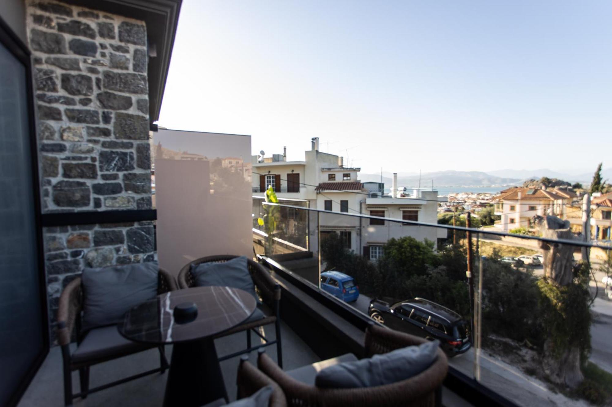 Opal Executive Suites Nafplio Room photo